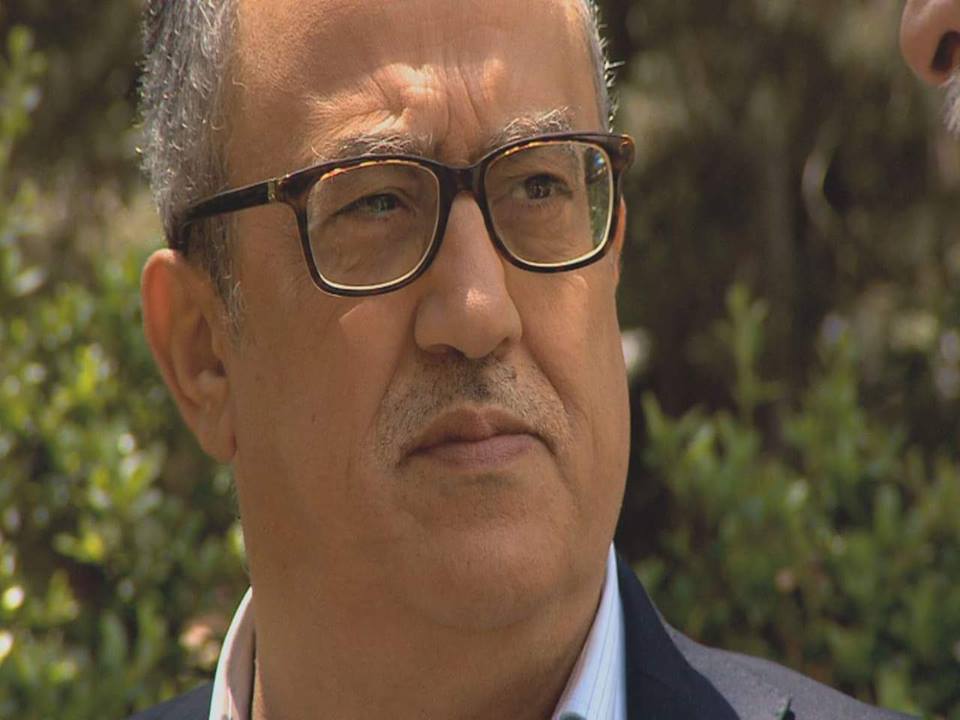 بعد اغتيالة اليوم ..اسرة الكاتب الأردنى”حتر” ترفض استلام جثمانه