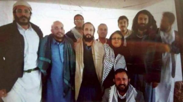 رسمياً.. جماعة الحوثي تفرج عن نجلي “علي عبدالله صالح
