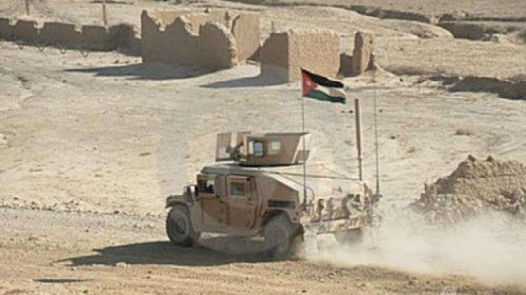 انتحاري يقتل ثلاثة في مخيم للاجئين على الحدود السورية الأردنية
