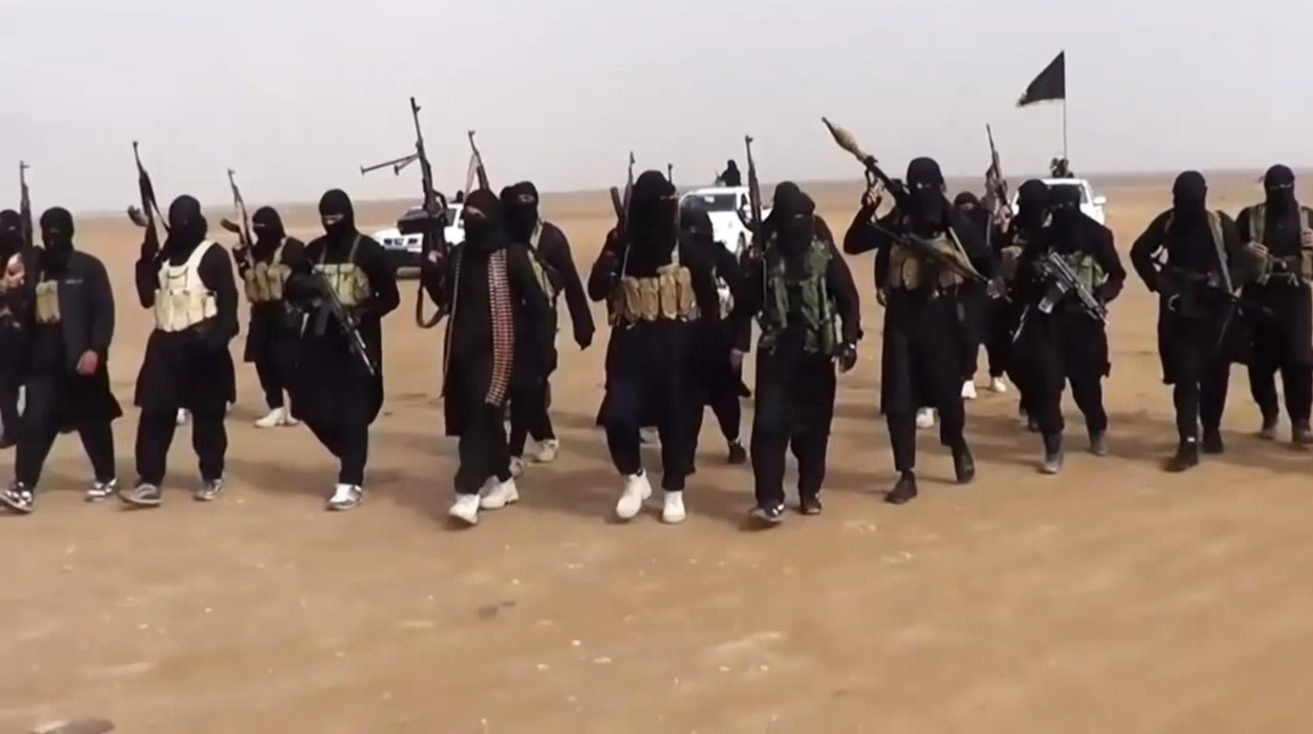 تنظيم “داعش “الإرهابي يعدم 69 شخص من سكان جنوب الموصل
