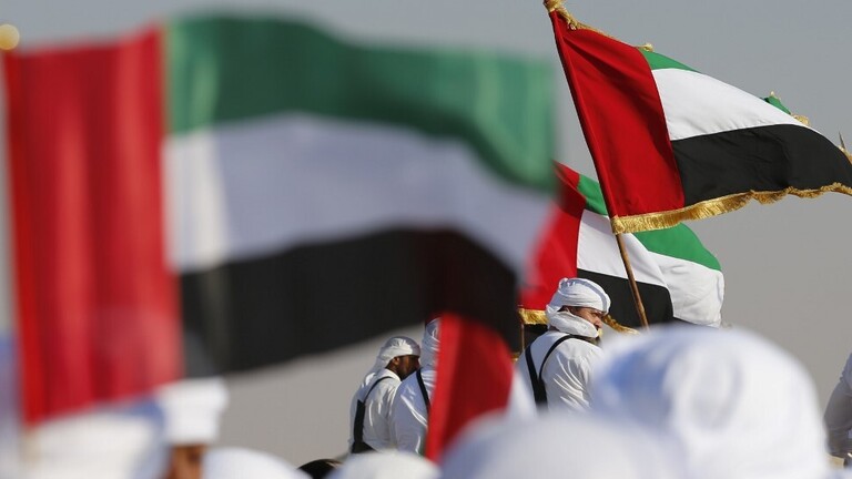 الإمارات تنفي وقوع انفجار في إحدى سفاراتها