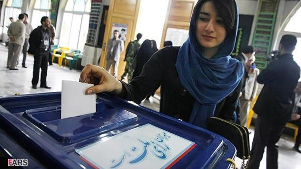 إيران.. ضغوط شعبية تجبر السلطات على بث مناظرات الرئاسة