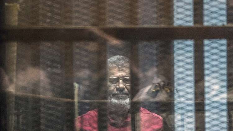 خطوة غير متوقعة من لجنة التحقيق البريطانية في ظروف سجن مرسي