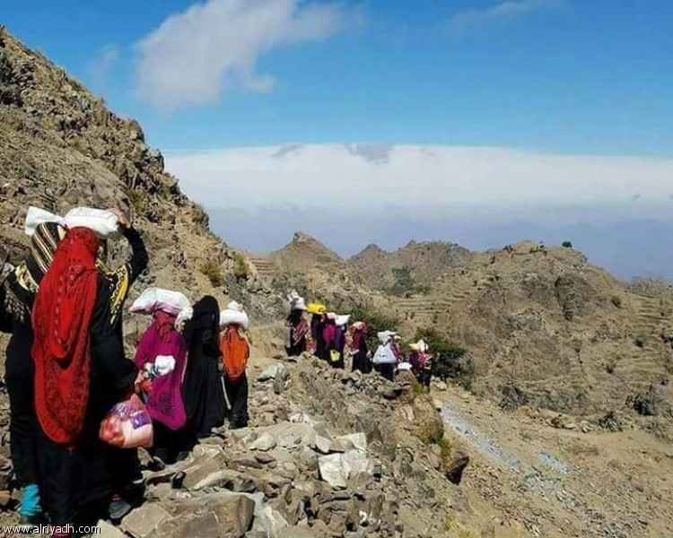 اليمن: تهجير سكان 5 قرى من ريف شمال غرب حيس
