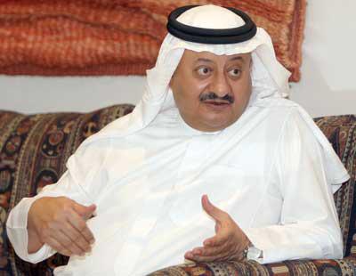 سفير سعودي يثير الجدل ويصف التدخل العسكري السعودي في اليمن ب”ضرب الزوج لزوجته”