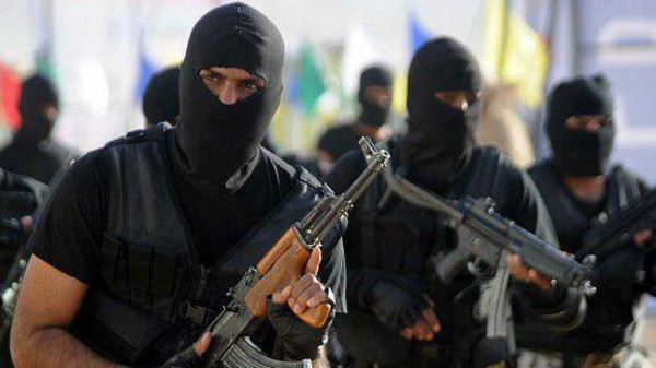 مصرع 3 إرهابيين في مواجهة مع الشرطة بمنطقة فيصل
