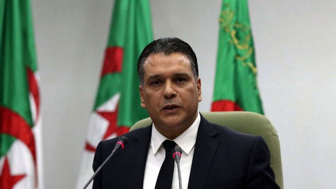 رئيس البرلمان الجزائري يتخلي عن دعم “بوتفليقة” رسمياً
