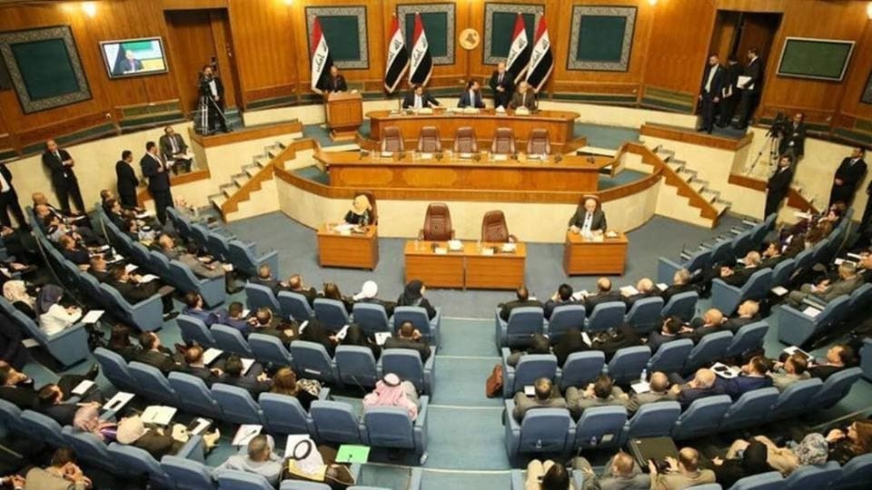 بسبب الفساد.. مطالبات بمراجعة أداء الحكومة العراقية