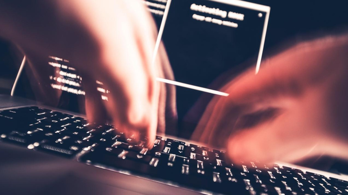 أميركا تتحدث عن “مرحلة حرجة” بسبب قرصنة روسية