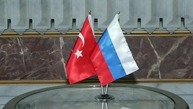 داود أوغلو: تركيا ستفرض عقوبات على روسيا إذا اقتضت الضرورة