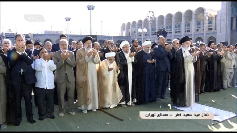 خامنئي في خطبة العيد يتعهد بإفشال “صفقة القرن”