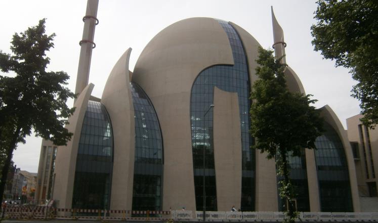 دعوة لضرائب على مسلمي ألمانيا لتمويل مساجدهم
