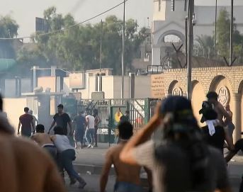 وزير داخلية الوفاق: مندسون بين الأجهزة الأمنية أطلقوا النار على المتظاهرين السلميين في طرابلس