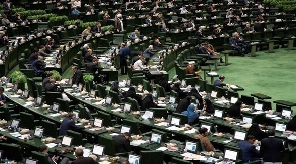 البرلمان الإيراني يطالب بالانسحاب من الاتفاق النووي وطرد مفتشي الوكالة الذرية