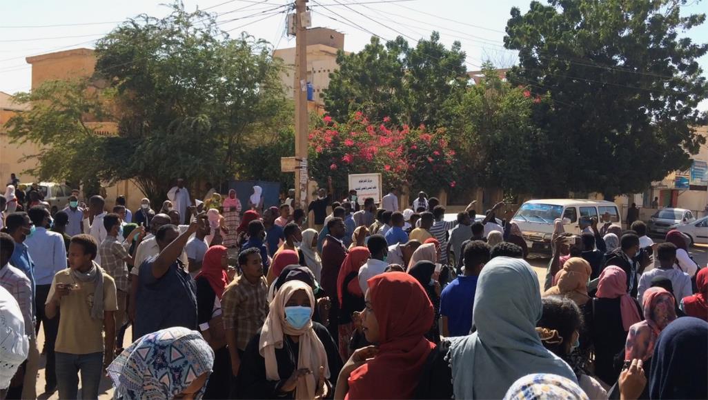 “مواكب السودان” تغبط “حراك الجزائر” بعد استقالة بوتفليقة