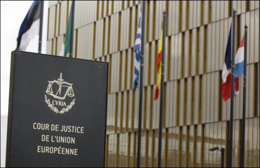 غداُ .. محكمة العدل الأوروبية تحسم قضية ارتداء الحجاب خلال العمل