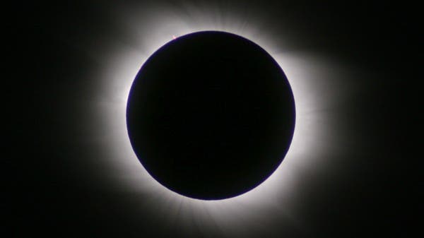 بالتفصيل شوف الموعد.. خسوف القمر الكلي ومراحل الظاهرة وأماكن رؤيتها عالميا