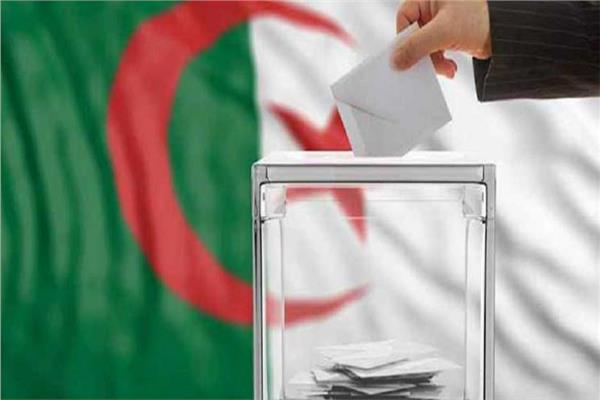 الجزائر: 20 مرشح علي قائمة الانتخابات الرئاسية في البلاد