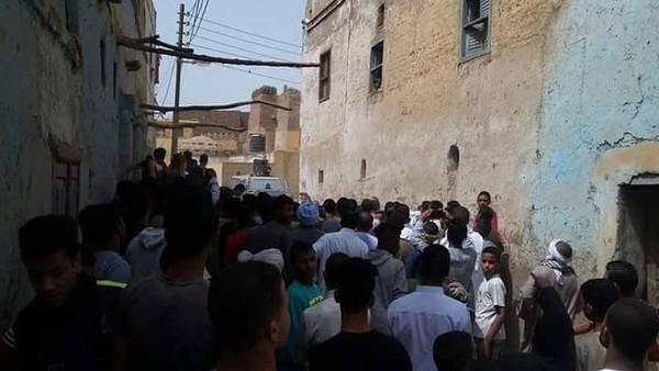 مصر.. إصابة العشرات في اشتباكات طائفية بالأقصر