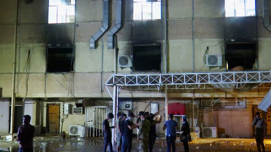فاجعة مستشفى العراق.. 58 قتيلاً و”ناس قفزت من النوافذ”