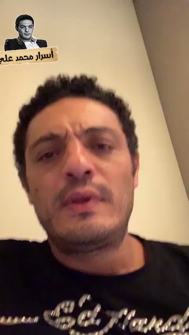 محمد علي يشيد بالمتظاهرين والجيش