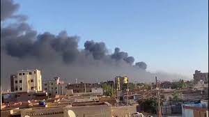 اشتباكات وتبادل لإطلاق النار في محيط القصر الجمهوري بالخرطوم