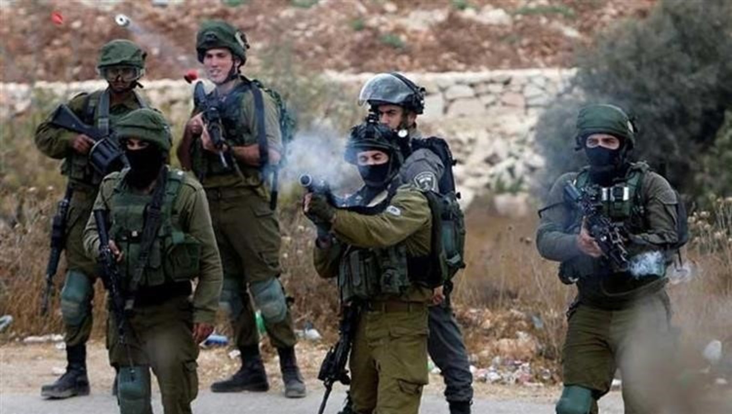 الاحتلال الإسرئيلي يشن حملة اعتقالات على عائلات كاملة في فلسطين