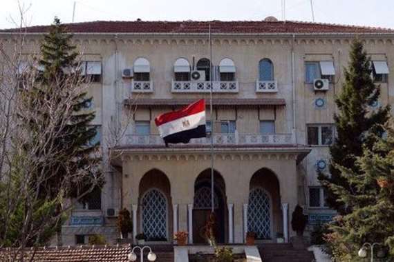 غضب شعبي ضد القنصلية المصرية في الكويت لهذا السبب