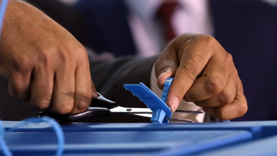 العراق.. حزب بارزاني يتقدم في انتخابات الإقليم