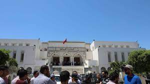 حكم على نائب تونسي بالسجن سنة بتهمة التحرش الجنسي
