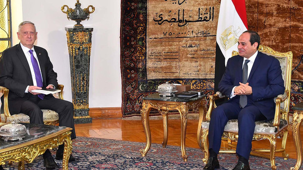السيسي لماتيس: يجب تكثيف الجهود لتجفيف منابع الإرهاب