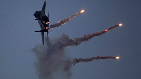 سوريا: غارات عنيفة علي مناطق متفرقة وسط البلاد