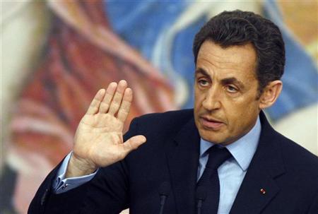 ساركوزي يتخلى عن زعامة حزب الجمهوريين استعدادا لخوض انتخابات الرئاسة