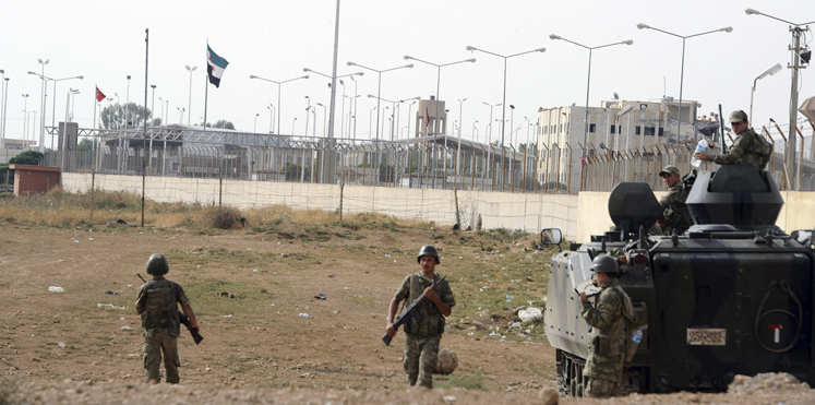 مصادر كردية: الجيش الأمريكي أنزل قوات تابعة له على الحدود التركية مع سورية