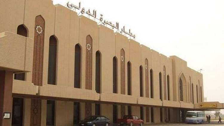 أنباء عن استهداف مطار البصرة بقذائف