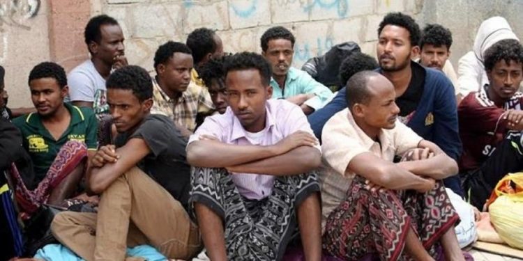 اليمن: ترحيل الفوج الأول من المهاجرين الإثيوبيين إلى أديس أبابا