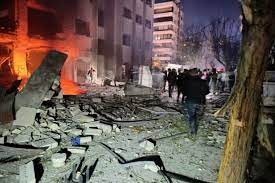 الحرس الثوري الإيراني يعلن مقتل أحد مستشاريه بهجوم إسرائيلي على محيط دمشق
