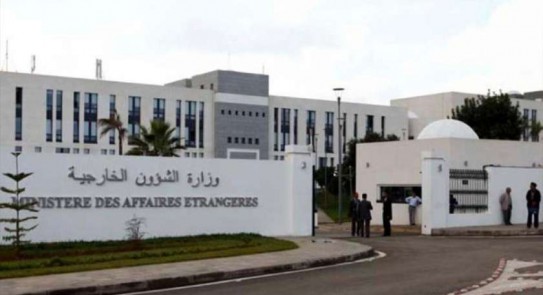 الجزائر تستدعي سفيرها في إسبانيا للتشاور لتغير موقف بلاده بقضية الصحراء الغربية