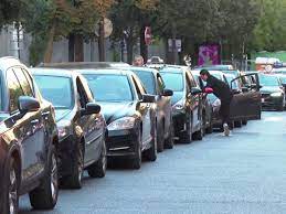 أزمة كبيرة.. هل تتعرض فرنسا إلى شلل تام بسبب الإضرابات؟