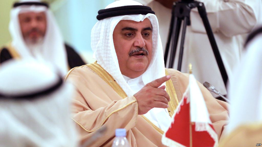 قطر تتغيب عن القمة الخليجية ودول التعاون تعلق