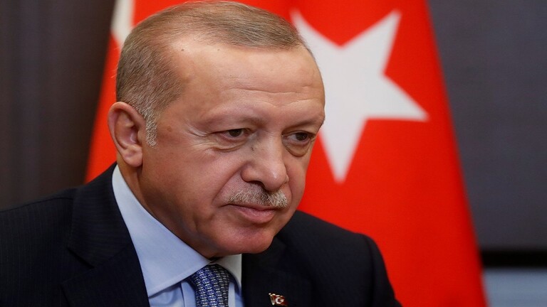 صحيفة: أردوغان يتسلم دعوة لحضور “عرض النصر” في موسكو