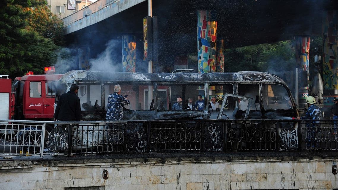 3 عبوات في دمشق.. 14 قتيلاً باستهداف حافلة ركاب عسكرية