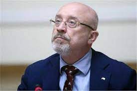 وزير الدفاع الأوكراني: لن نتسلم المقاتلات الغربية قبل 2024