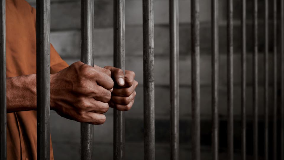 “رايتس ووتش”: محاكم العراق تتجاهل تعذيب المتهمين