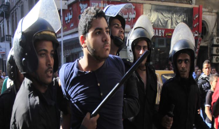 شهادات.. مصر تمر بثقب أسود حقوقي في عهد السيسي