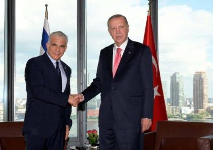 لبيد بحث مع إردوغان ملف الأسرى الإسرائيليين لدى حماس