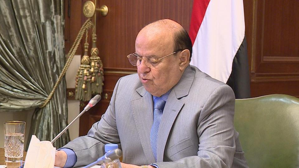 هادي يطالب إيران برفع اليد عن شمال اليمن وجنوبه