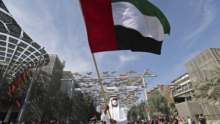 الإمارات توضح كيفية الحصول على “الإقامة الخضراء” ومزاياها