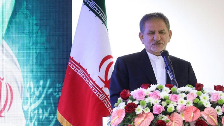 نائب الرئيس الإيراني: نحن نبيع النفط حاليا بطرق وأساليب أخرى رغم العقوبات الأمريكية