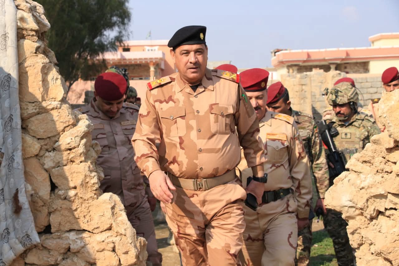 وزارة الدفاع: انفجار مقذوف حربي بالعراق يوقع قتيلا وثلاثة مصابين
